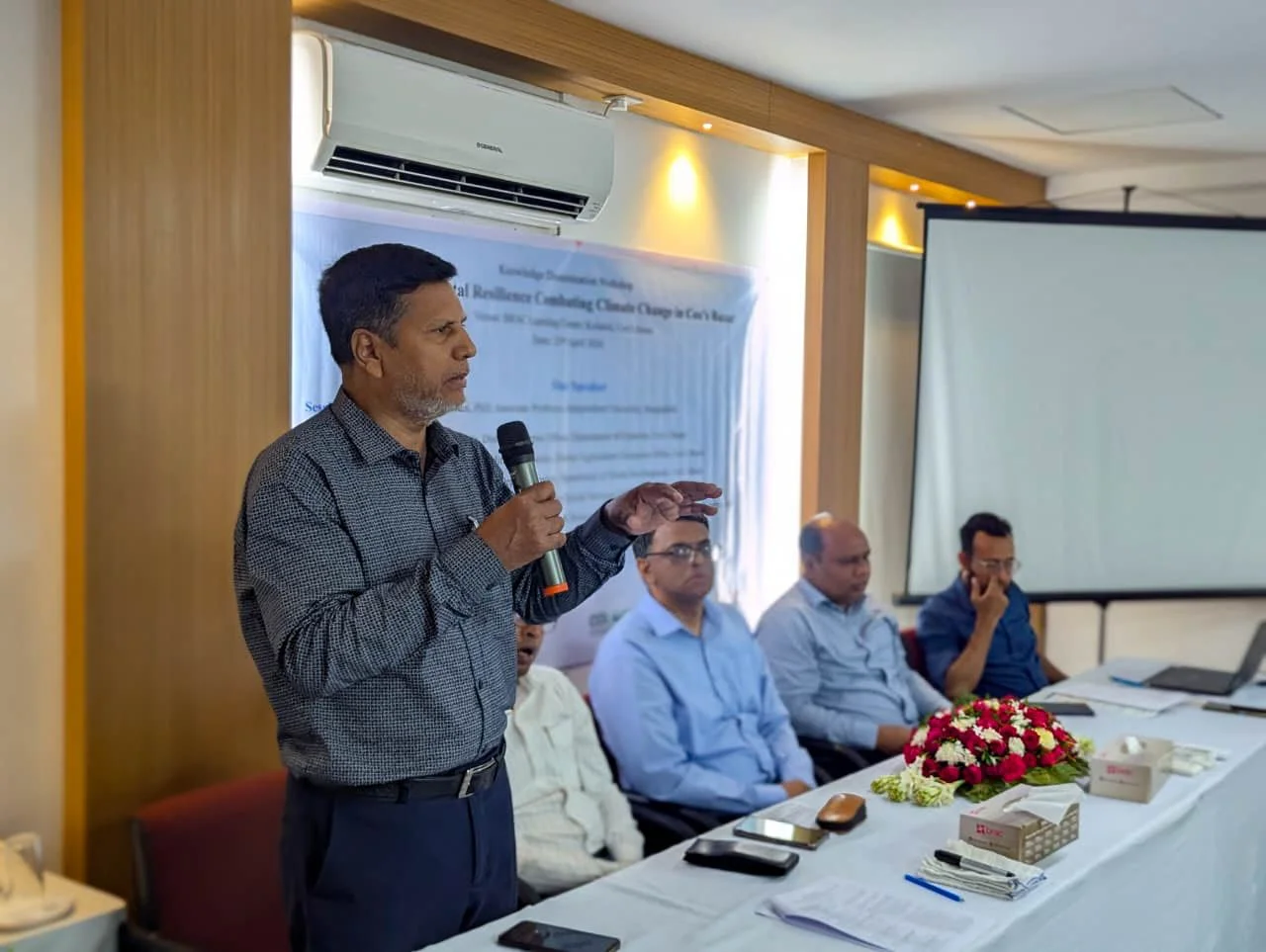 ICCCAD-IUB and Nirmol Bangladesh Conduct Follow-up Workshop in Cox's Bazar — image 1 of 5
